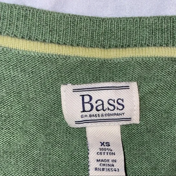 Green argyle sweater - Picture 2 of 2